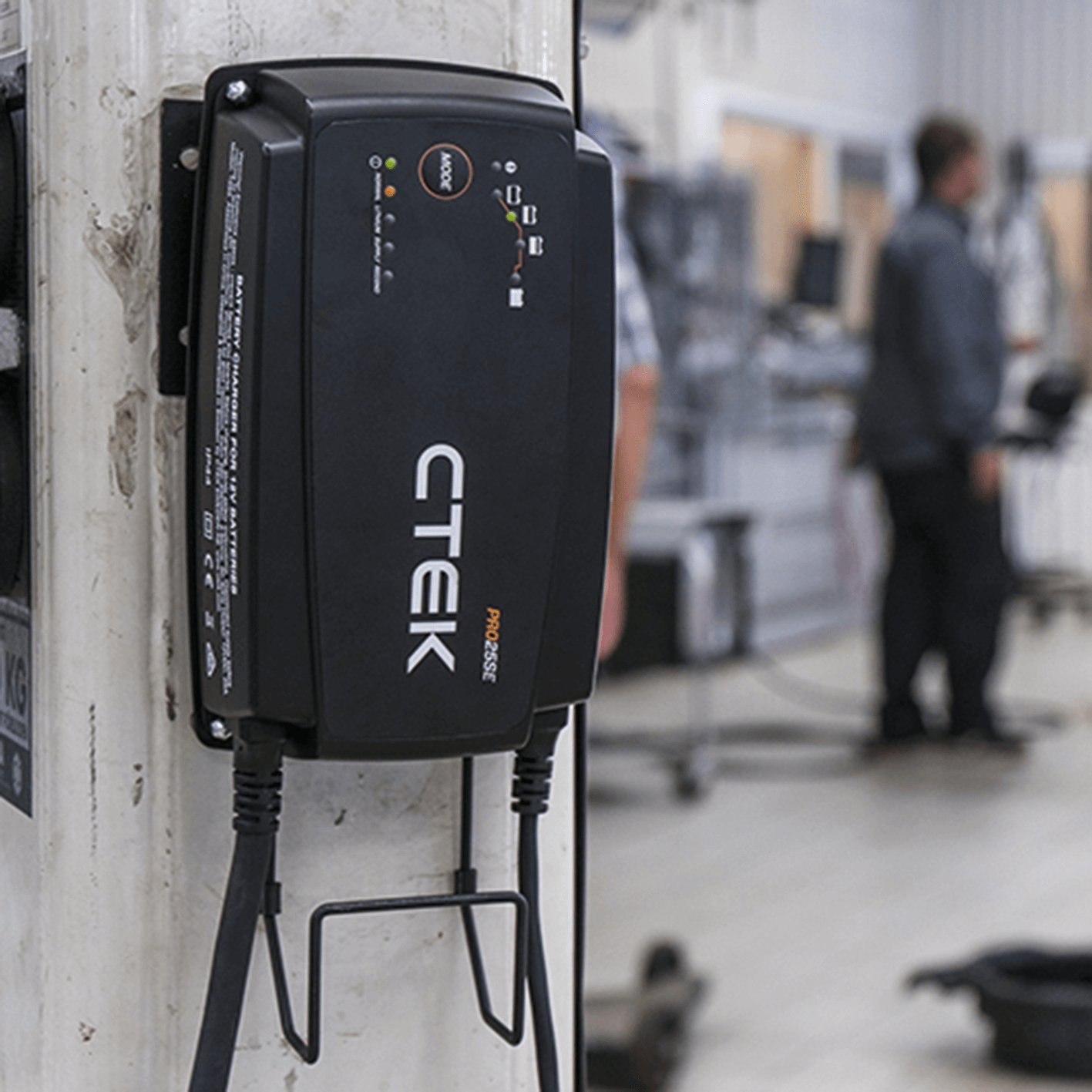CTEK PRO25S 12V Lade und Erhaltungs Gerät auch für Lithium Batterien - CTEK  Batt